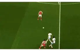 乌加特长传,失误,球队险些遭,世界杯竞猜,2026世界杯,赔率分析,赛事预测,专家建议